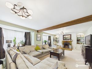 Drawing Room- click for photo gallery